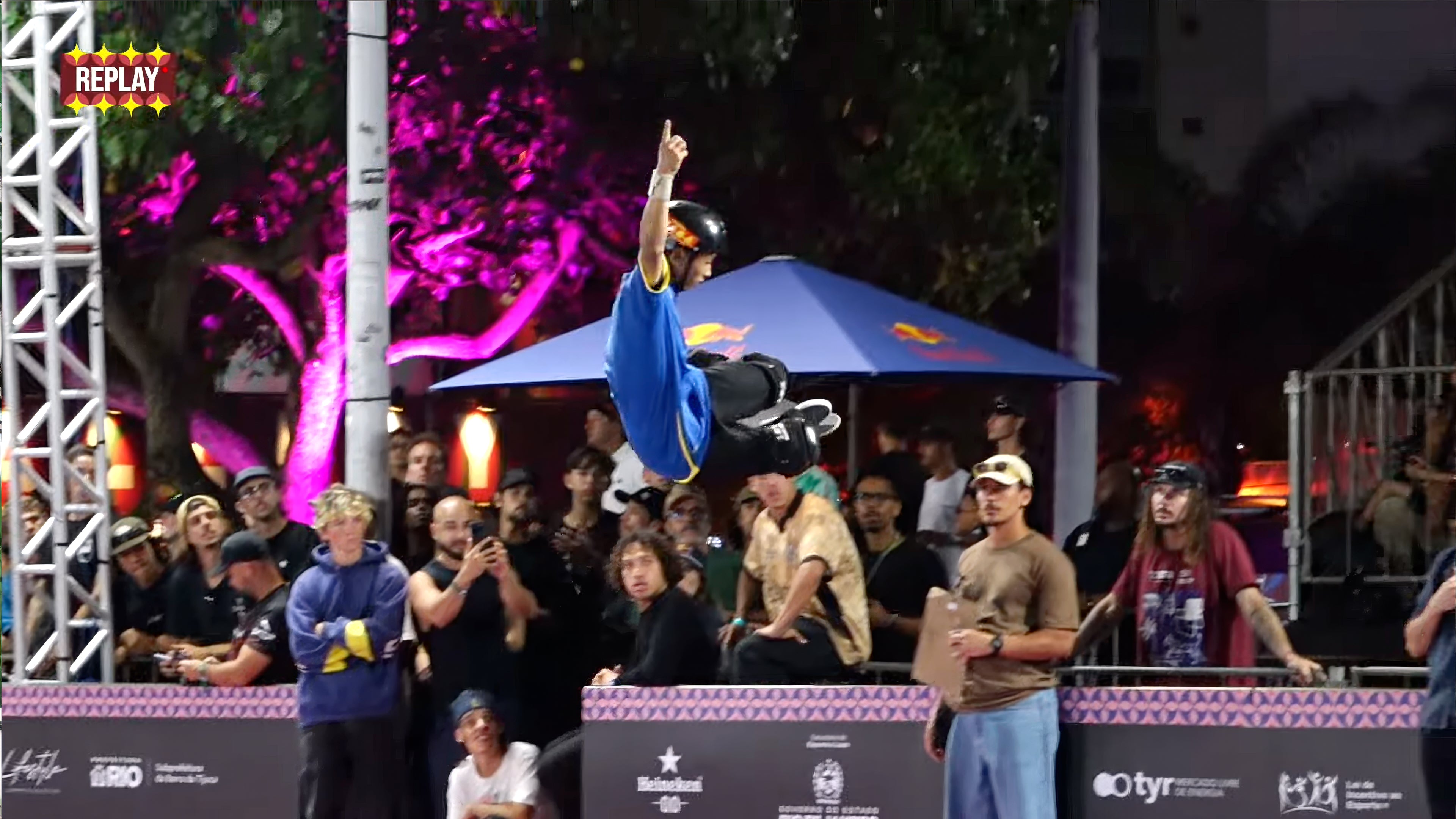 動画を読み込む: 